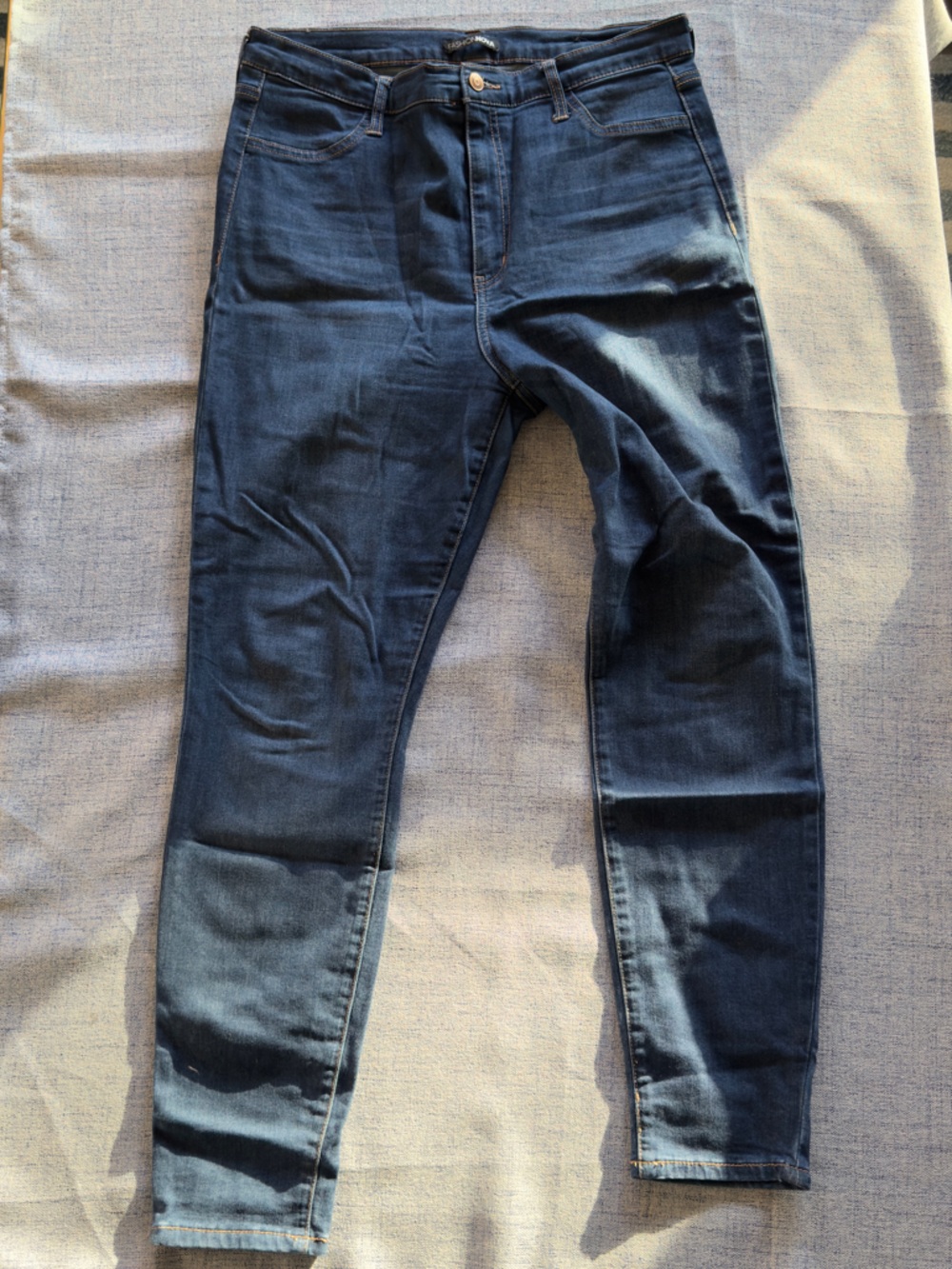 Fashion Nova Skinny Jeans in Dark Indigo Wash